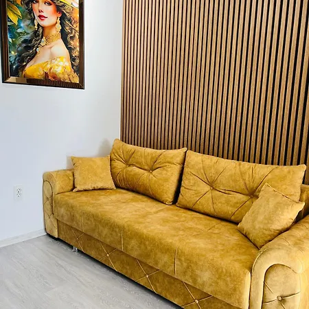 Апартаменты Gold House *