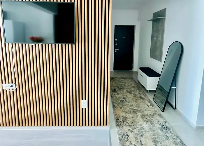 Gold House * Бухарест